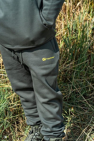 RidgeMonkey APEarel ThermaPro Heavyweight Joggers - Greenrozmiar S - MPN: RMC115 - EAN: 5056210638231