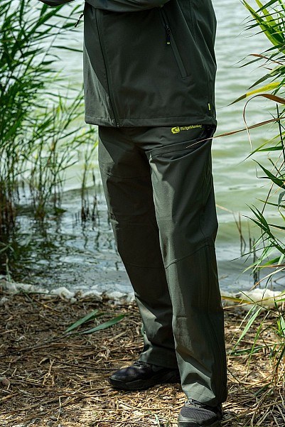 RidgeMonkey APEarel ThermaPro Waterproof Shell Trousers - Greentamaño S - MPN: RMC151 - EAN: 5056210638590