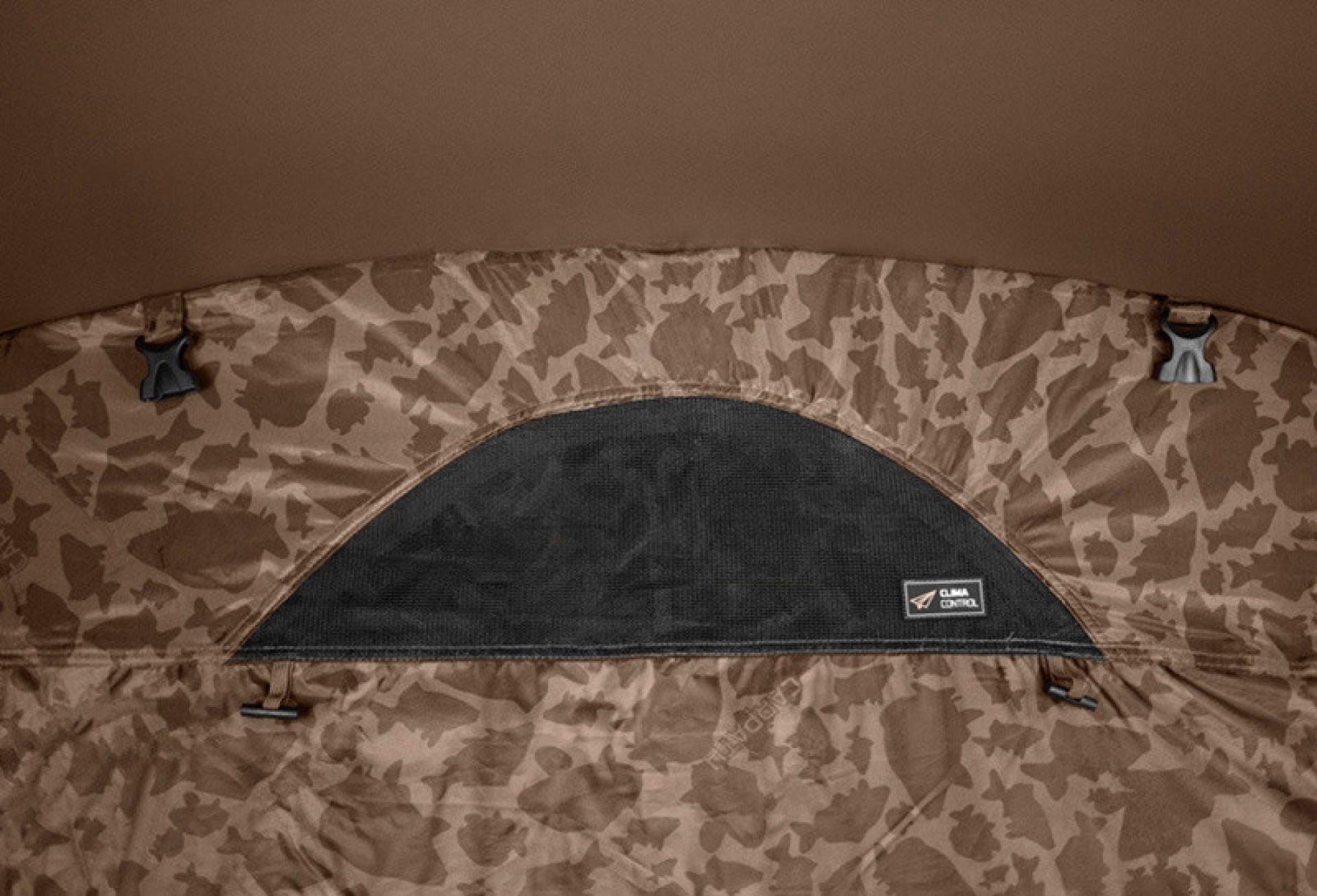 Delphin C3 LUX ClimaControl Carpath Bivvy