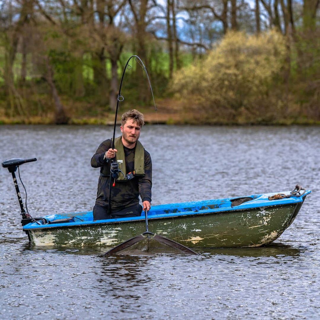 Avid Carp Breach 3-6-9 Landing Net