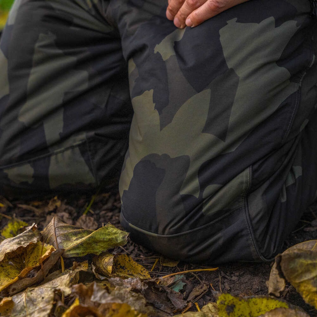 Avid Carp Arctic 50 CAMO Suit