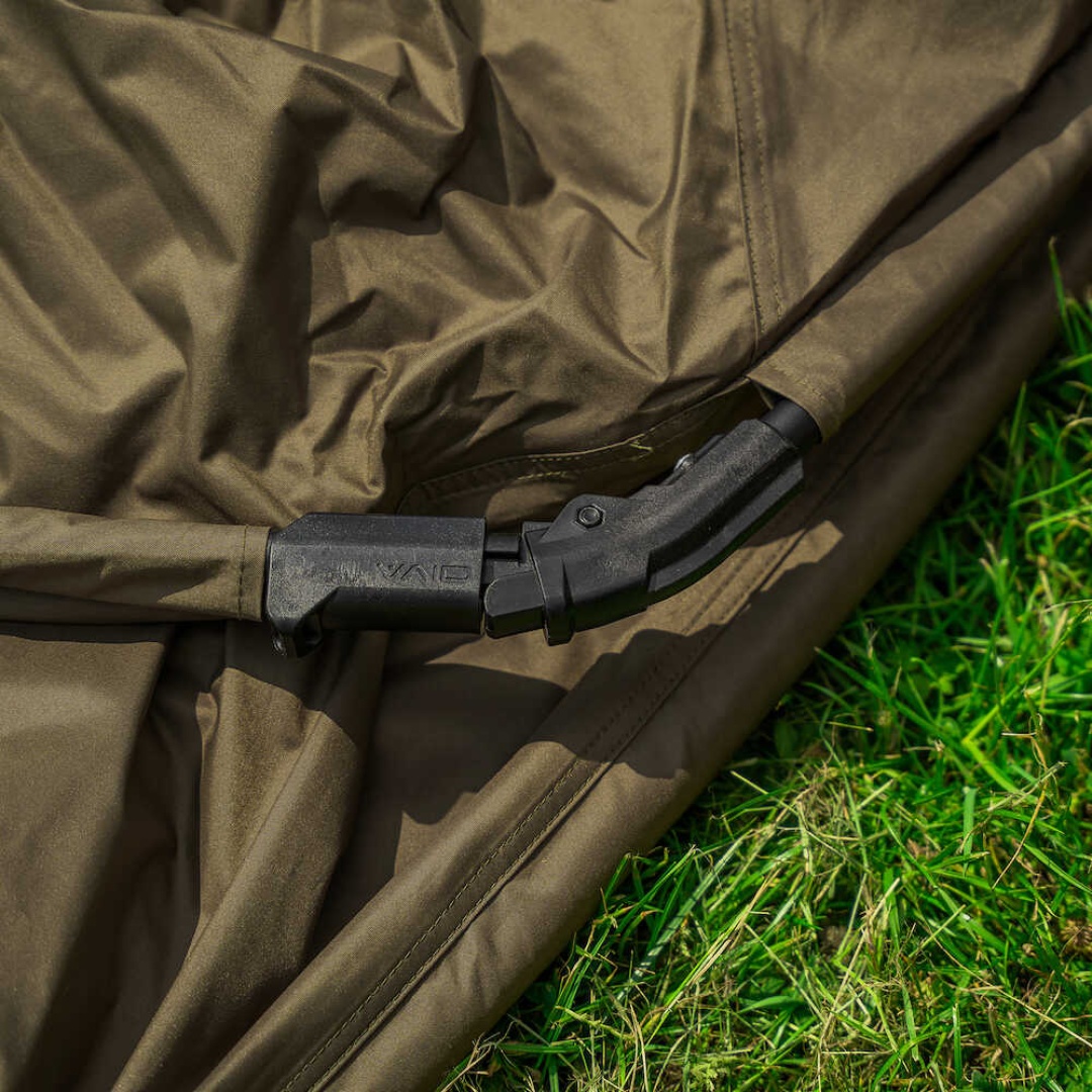 Avid Carp Exo + Bivvy