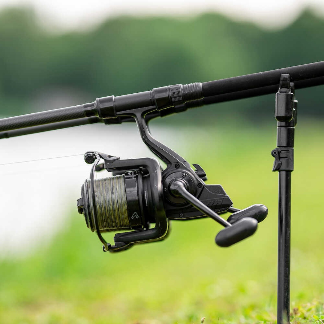 Avid Carp Revolve Carp Rods (2 sec.)