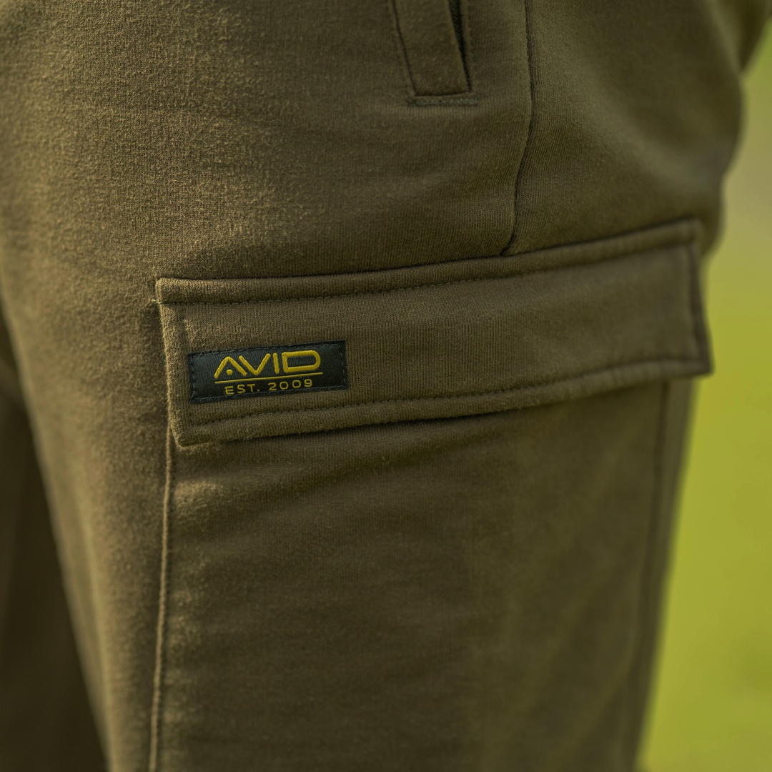 Avid Carp Cargo Joggers Green