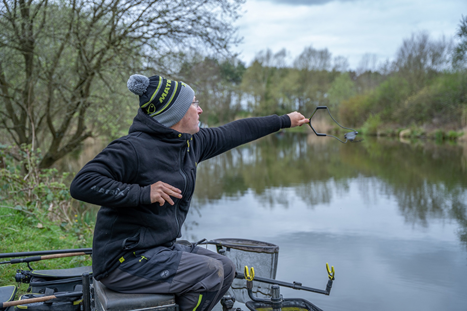 Matrix Thinsulate Bobble Hat