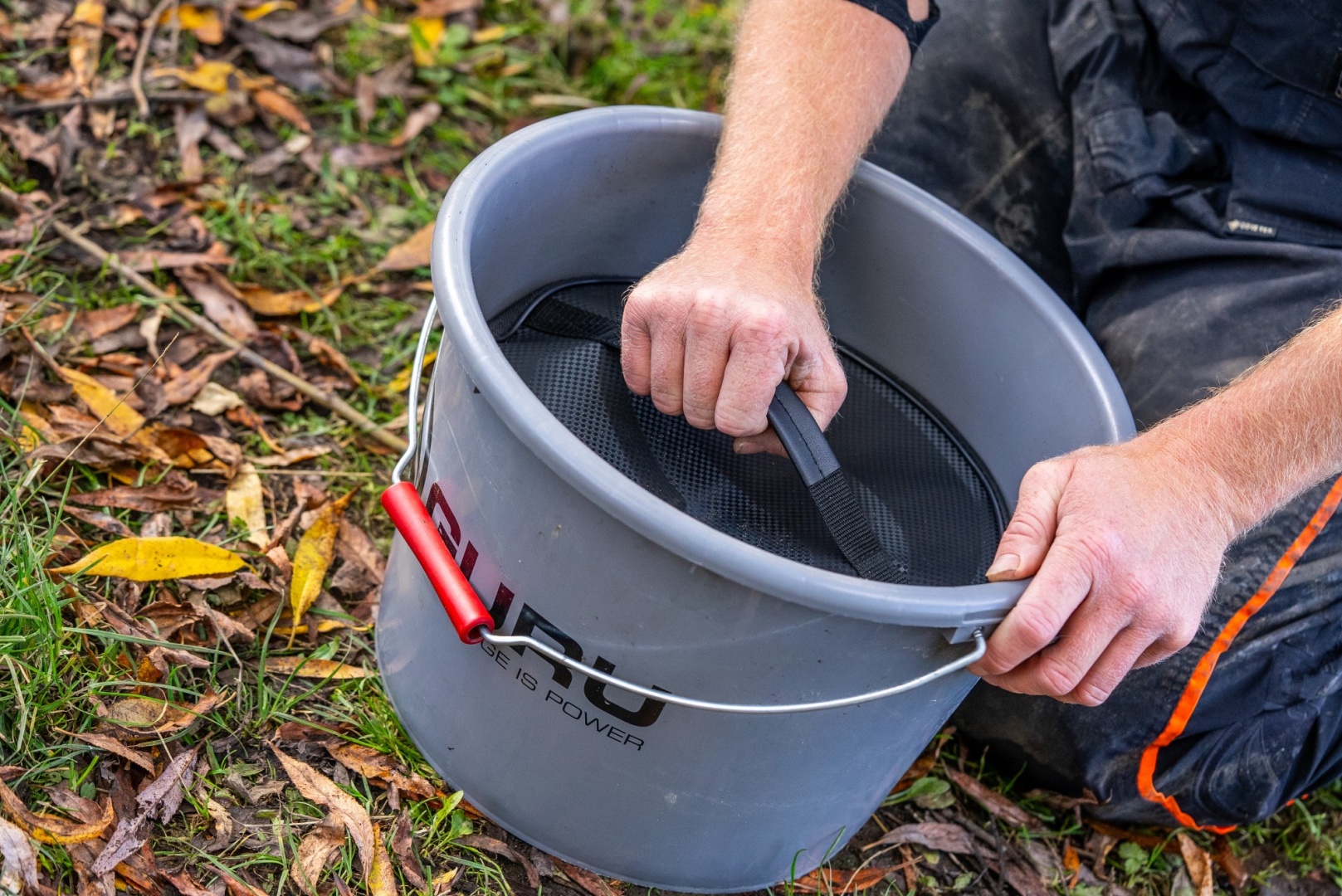 GURU Grey Bucket 18L