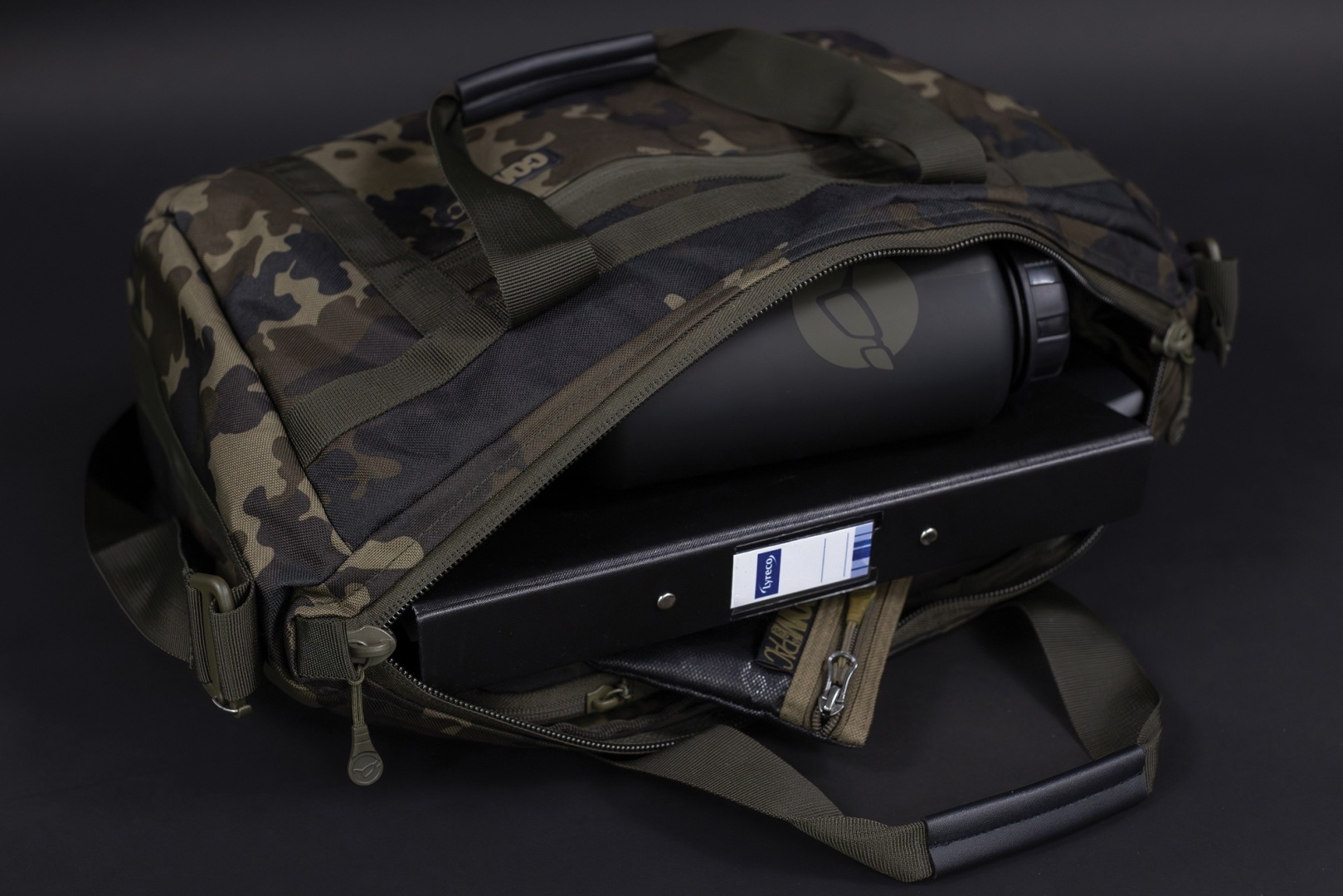 Korda Compac Messenger Bag Dark Camo