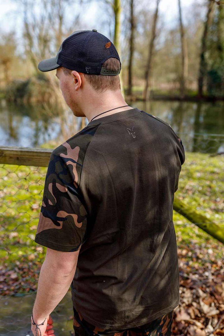 Fox Khaki / Camo Outline T-Shirt