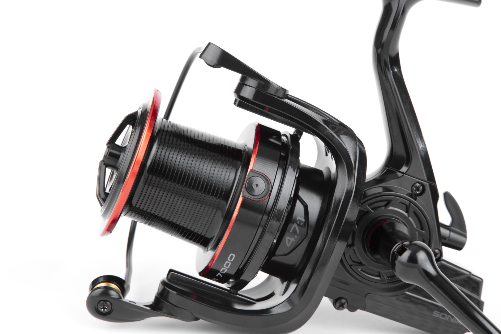 Sonik SK-47 CARBON 7000 Carp Reel