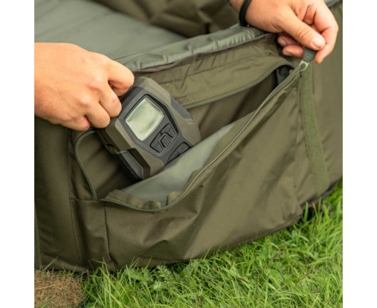 Avid Carp Pro-Tect Deluxe Cradle