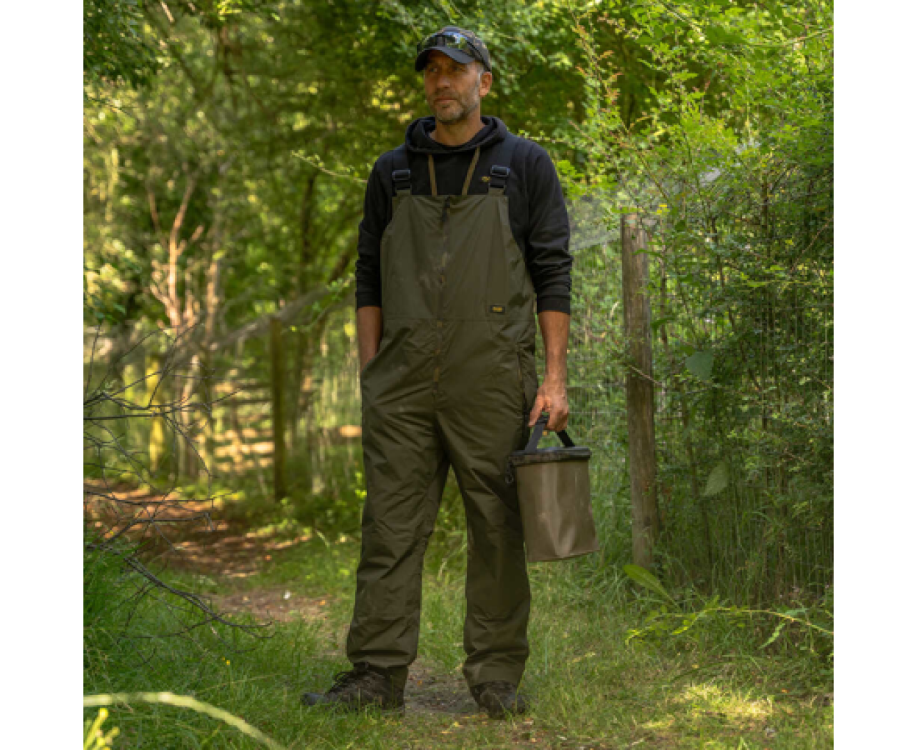 Avid Carp Revolve Waterproof Suit