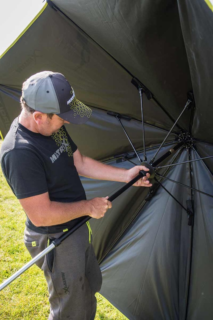 Matrix Pro Space Brolly