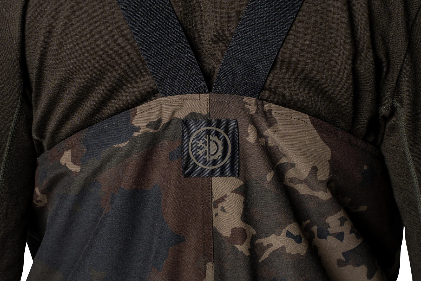 Nash Zero Tolerance Helluva Waterproof Bib and Brace CAMO